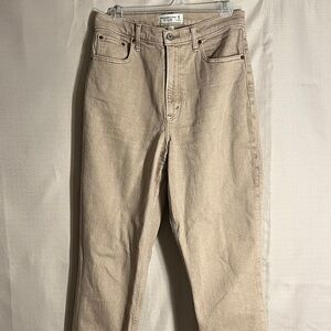 Abercrombie & Fitch - Curve Love - The 90’s Straight - Ultra High Rise - Tan